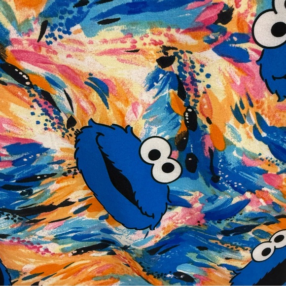 NWT Cookie Monster Cherokee Tooniforms Scrub Top Sesame Street Scrubs Uniform - Picture 7 of 14
